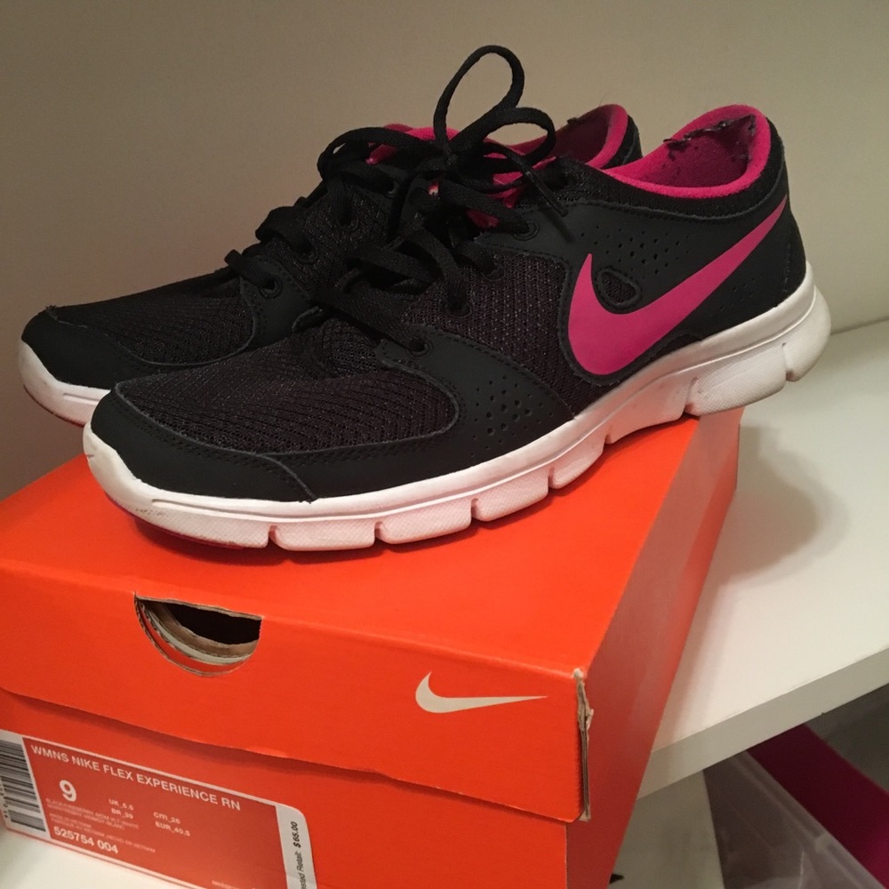 Nike Flex Experience Run